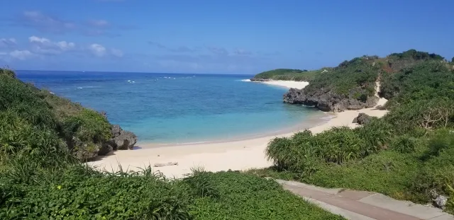 ヨロン島