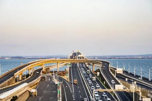 海ほたる