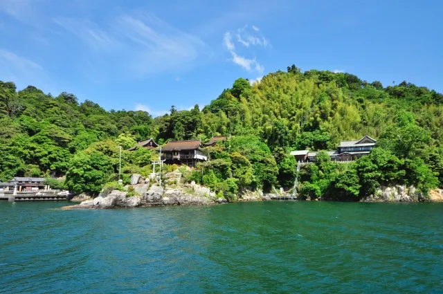 竹生島