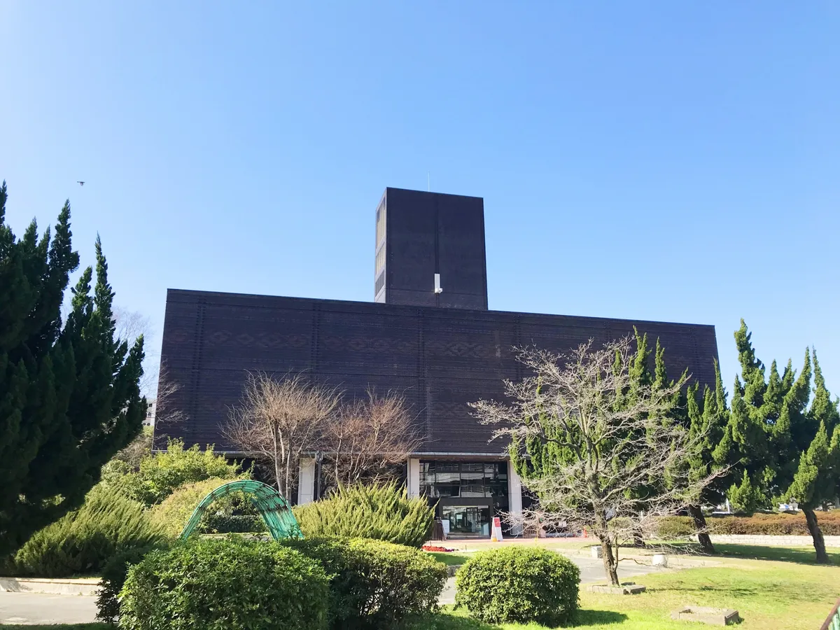 福岡県立美術館