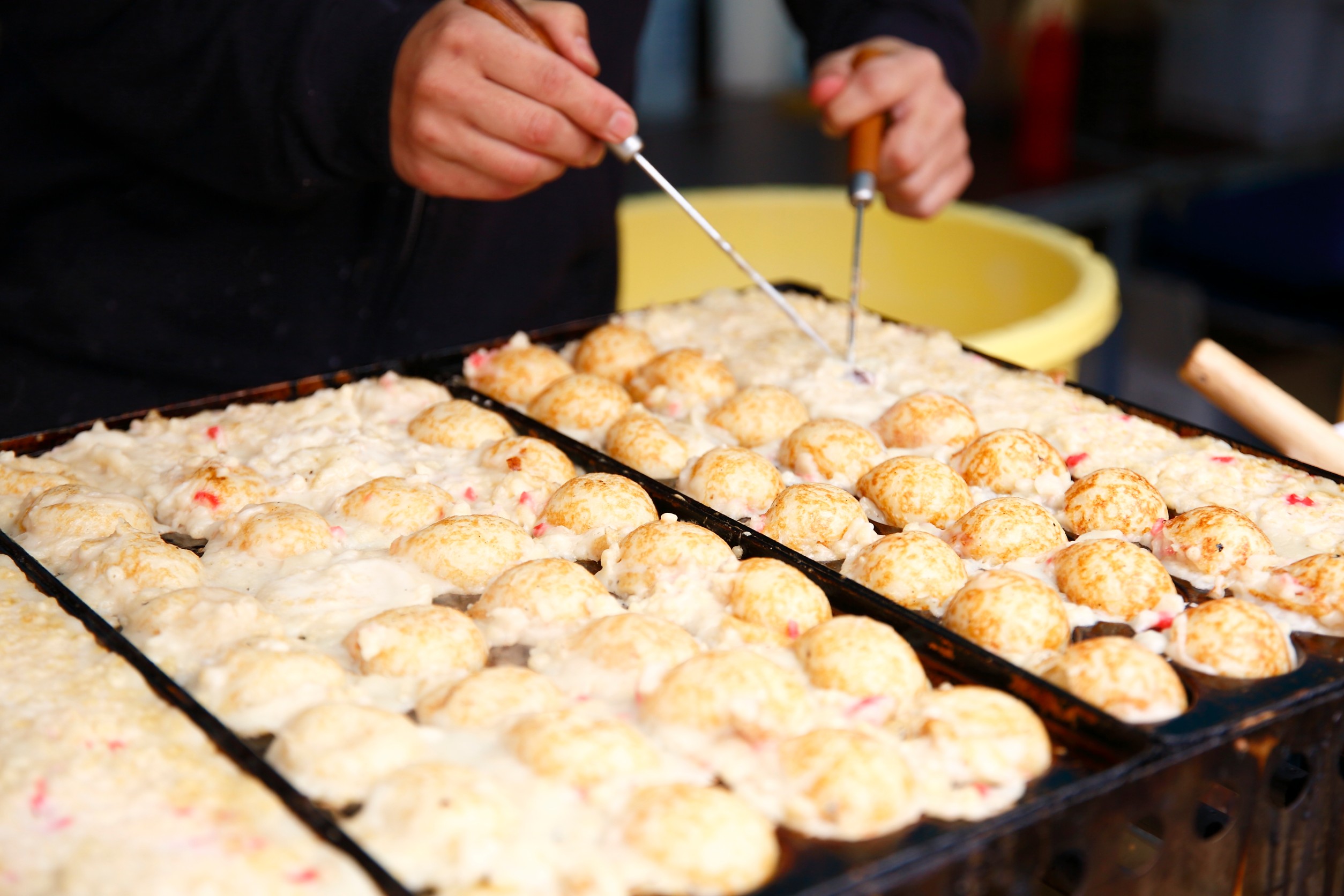 【食べ放題付き】大阪でたこ焼き作り！お店の本格機材で絶品のたこ焼きを作って食べよう！ / たこ焼き屋店主が絶品たこ焼きの焼き方を伝授