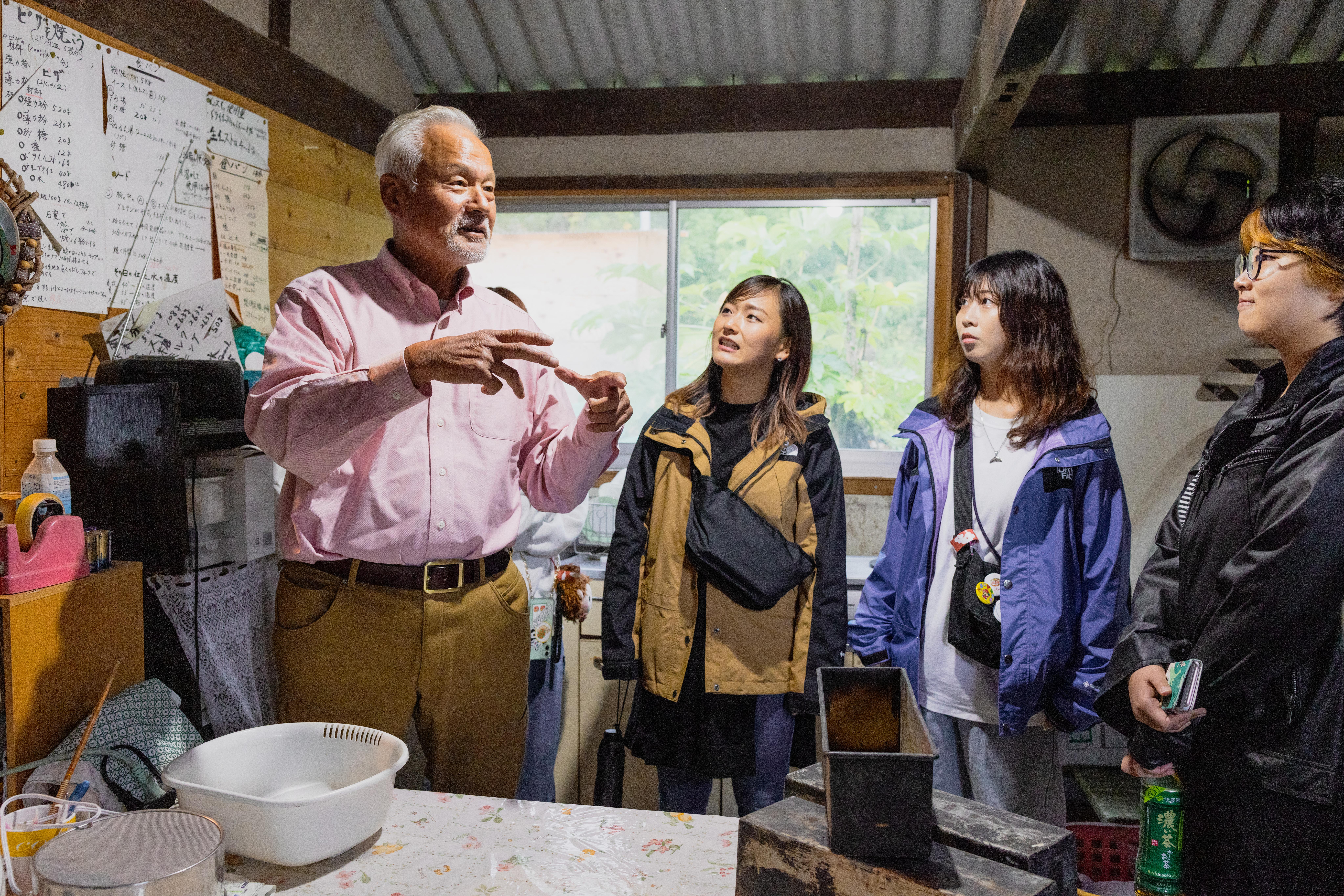【募集型企画】【1泊2日モニターツアー】〜自然豊かな島で、アートや食、人と暮らしの豊かさに触れる旅〜《3/16(木)〜17(金) 1泊2日ツアー》（レンタサイクル・宿泊・BBQ・学び） / 藤崎家の歴史に触れ、豊島発の「立体農業」を学ぶ