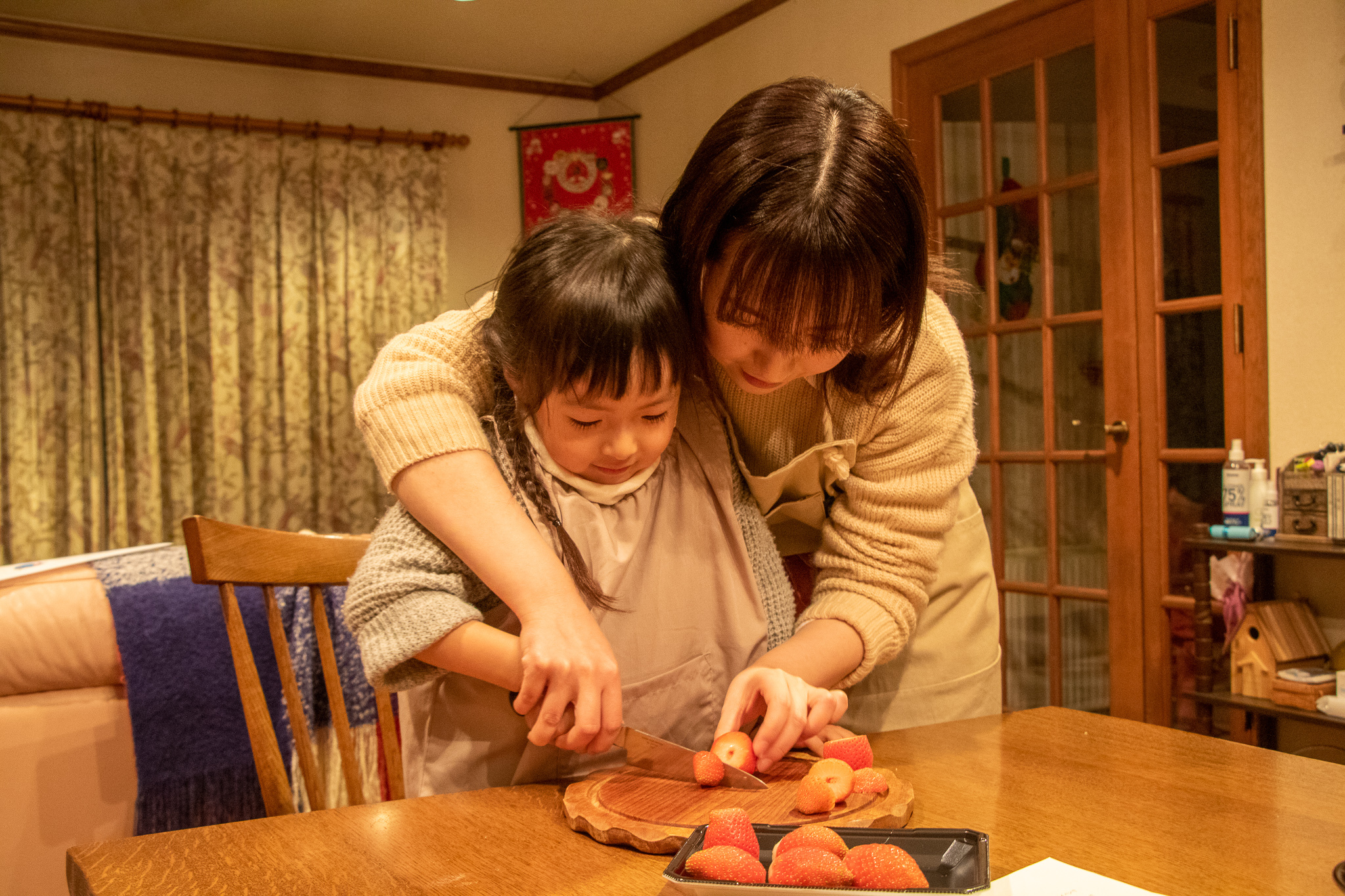 オーガニック素材の手作りケーキを味わう