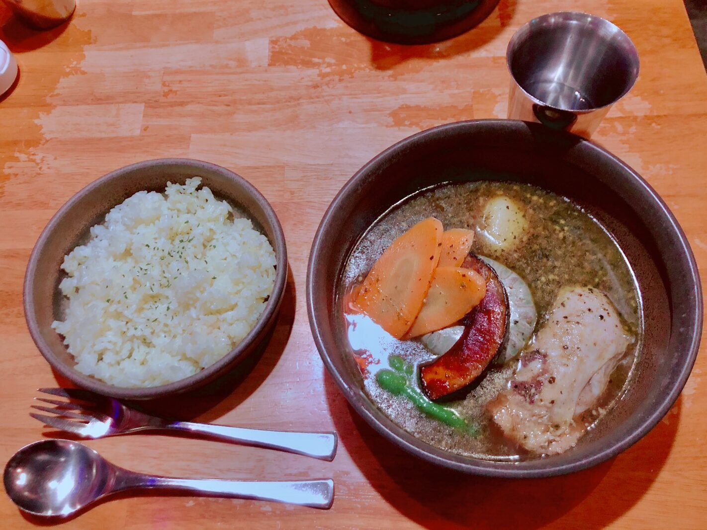 【円山】道産子と地元グルメ＆HOTな札幌スポット巡り旅
＜白い恋人パーク入場料込み＞ / 札幌名物スープカレーを堪能♪