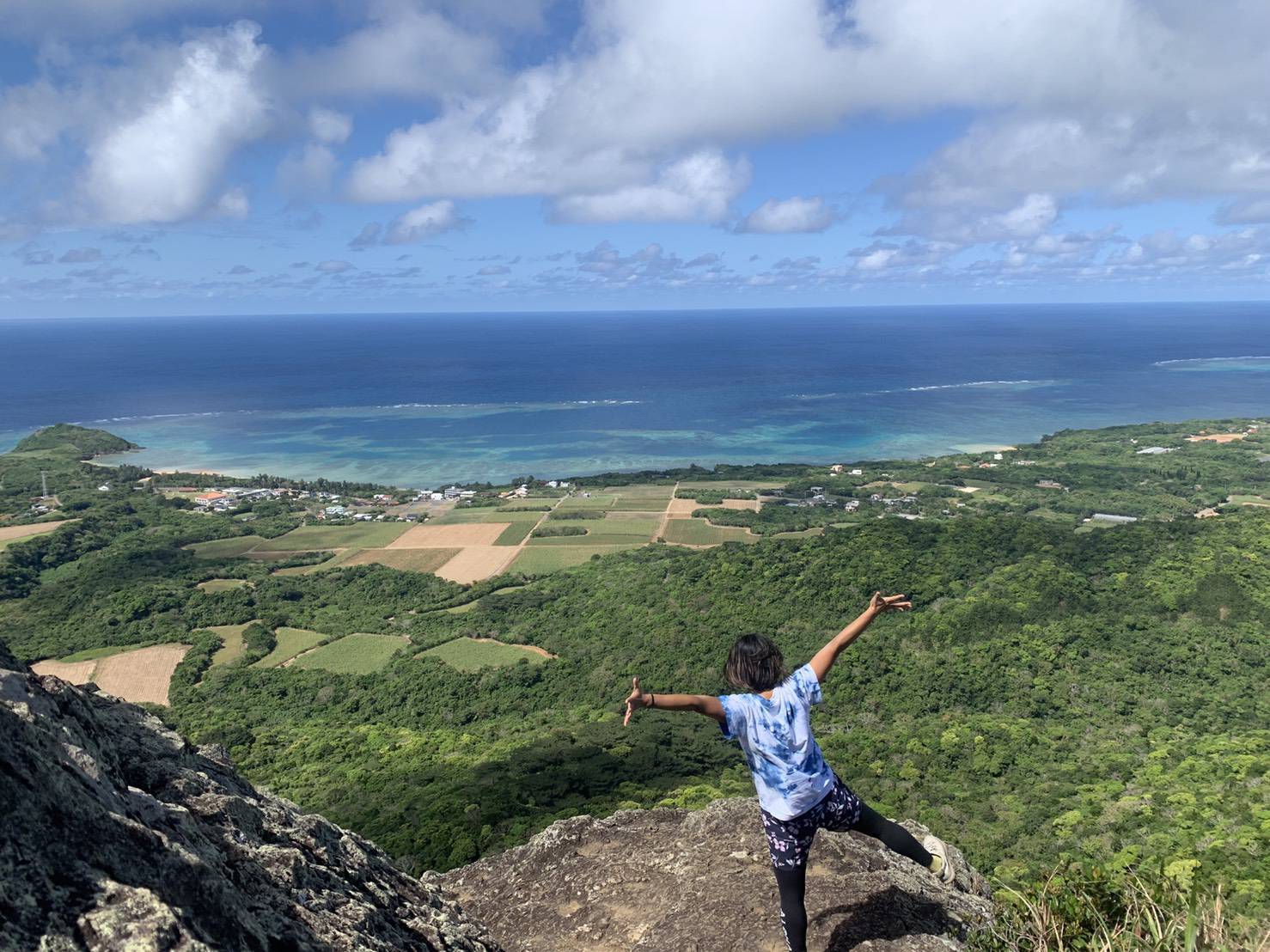 Ishigaki: savoring nature's gifts with all five senses, a delicious lunch and power spots / Touring spots where you can feel the power of nature