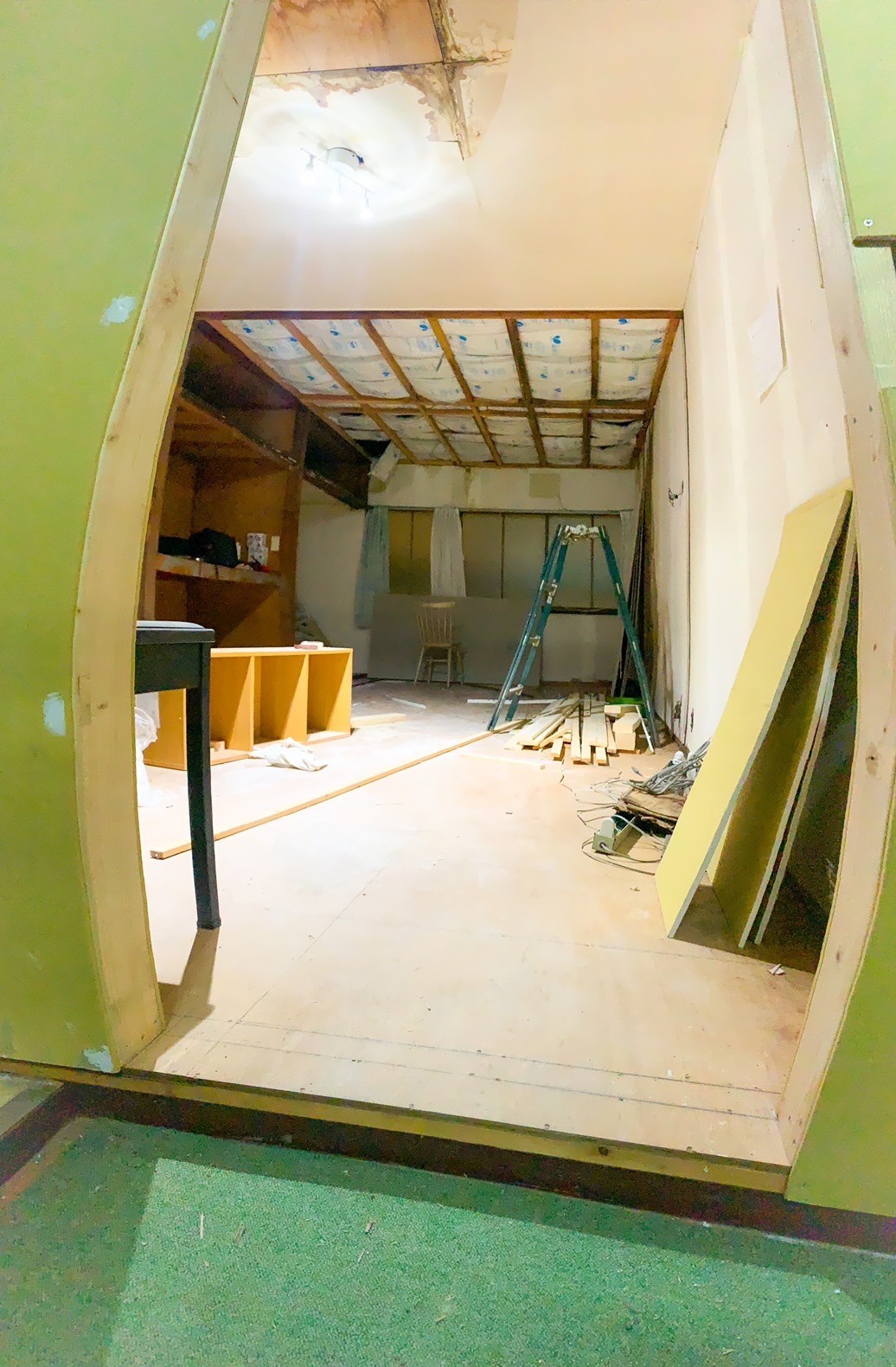 Let's create a new destination together: a look at real community building / Bringing empty buildings back to life with DIY