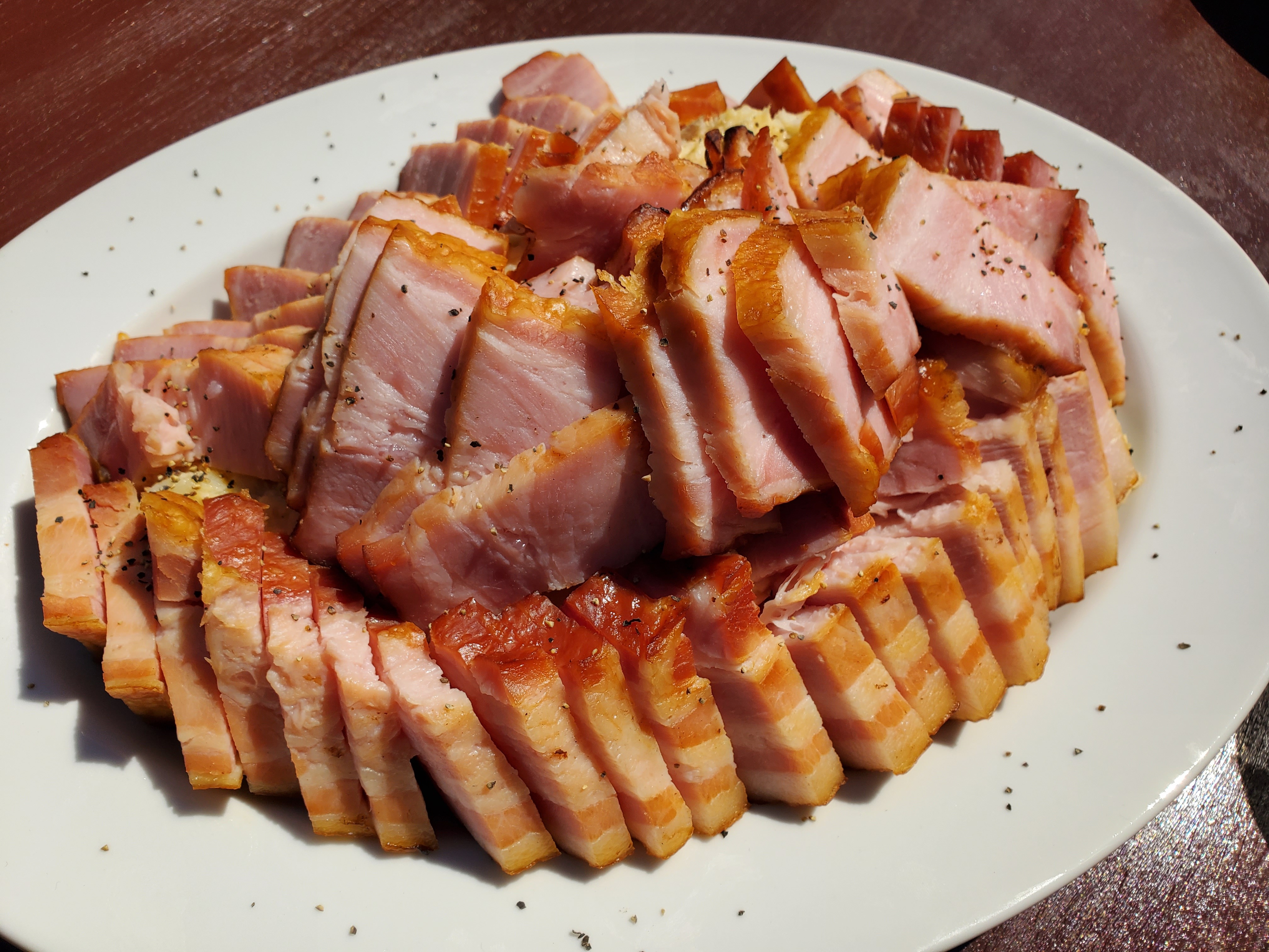 大自然に囲まれた大人の遊び場で時間を忘れて遊ぼう！ / BBQ＆焚火で語ろう！