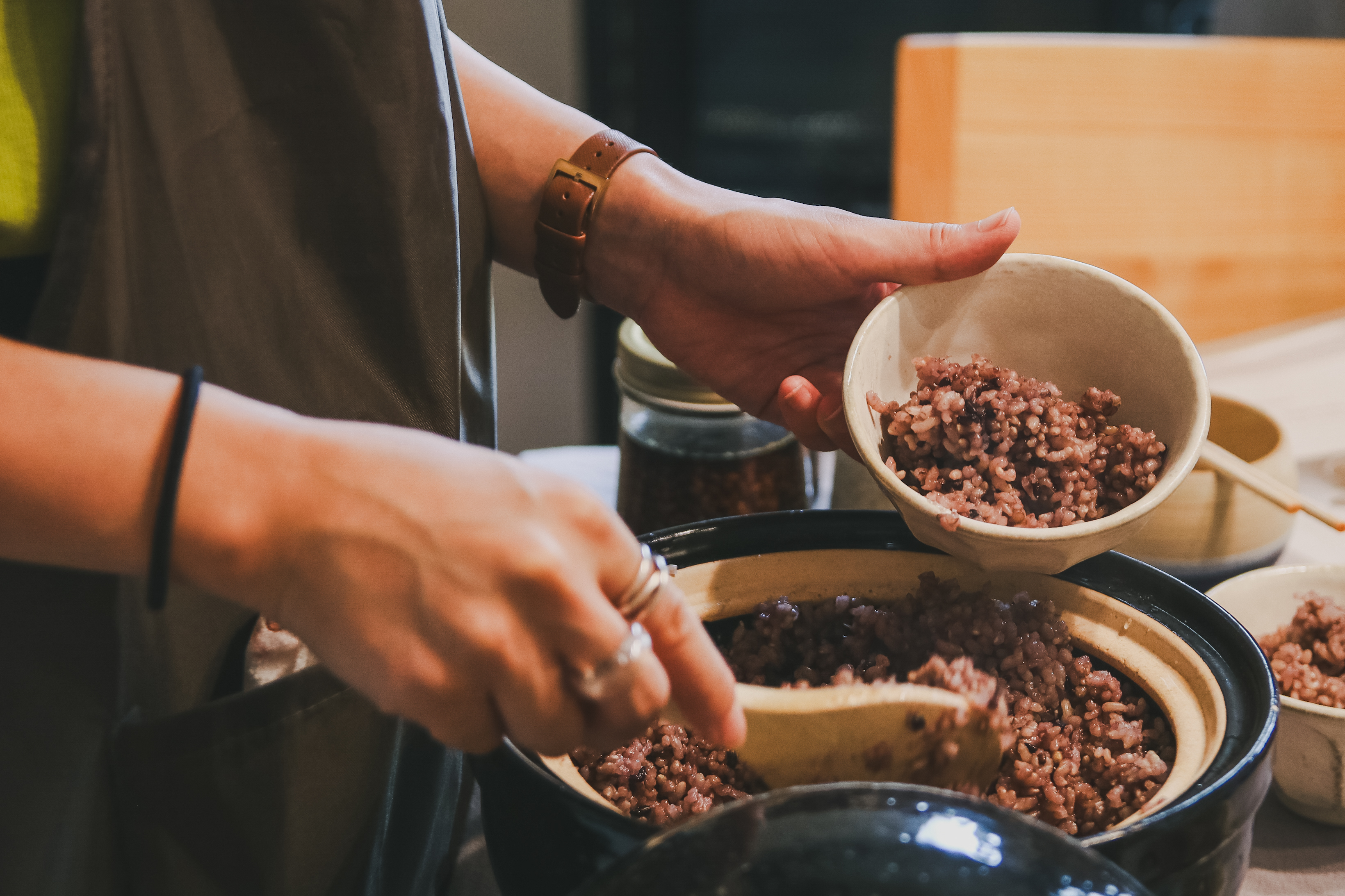 A gentle way of living with homemade salt koji and soy-sauce koji / The long-awaited meal: a koji lunch plate with clay-pot rice