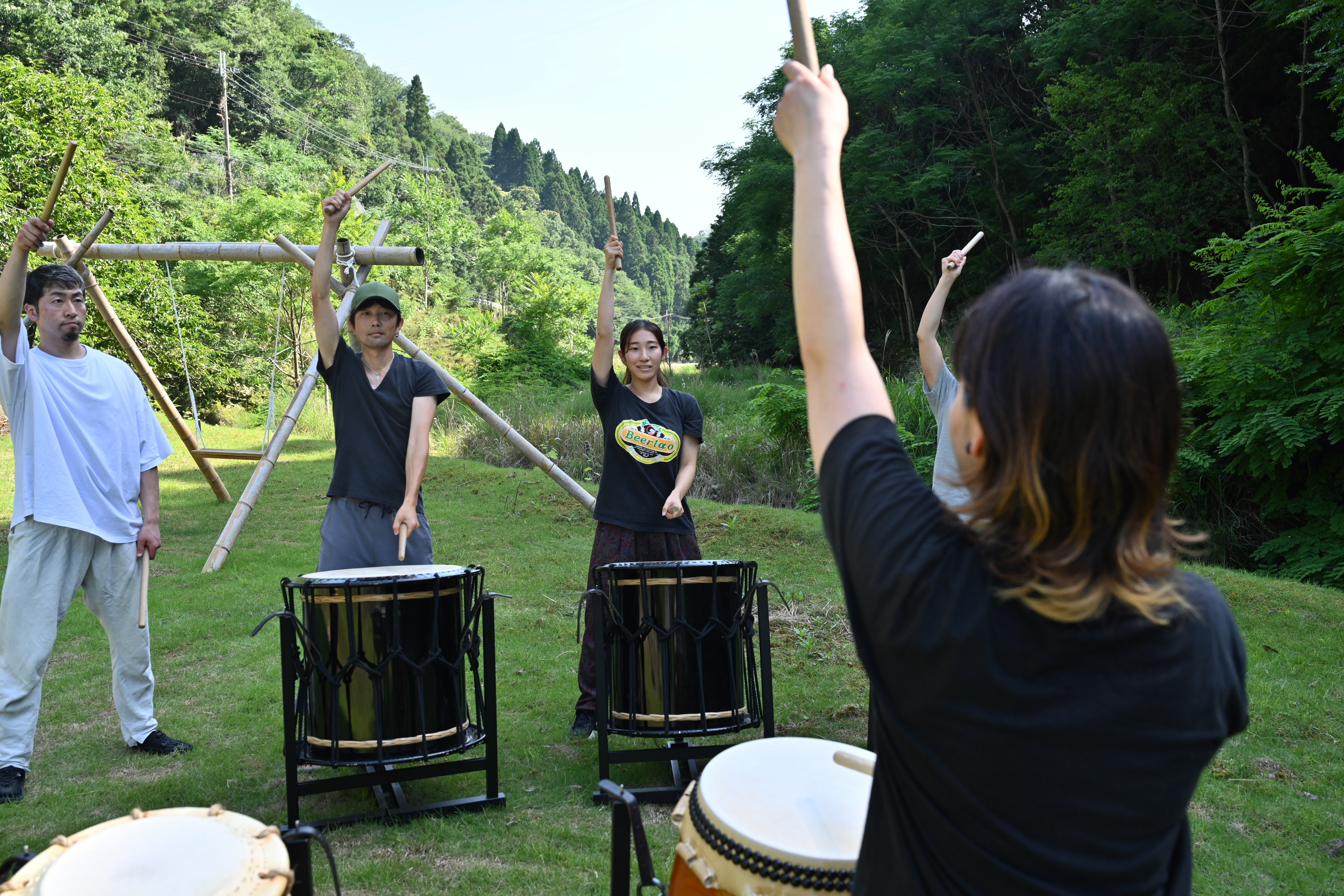 世界を舞台に活躍する奏者と山里で楽しむ和太鼓ワークショップ / 大自然の中で太鼓を鳴らしてみよう！