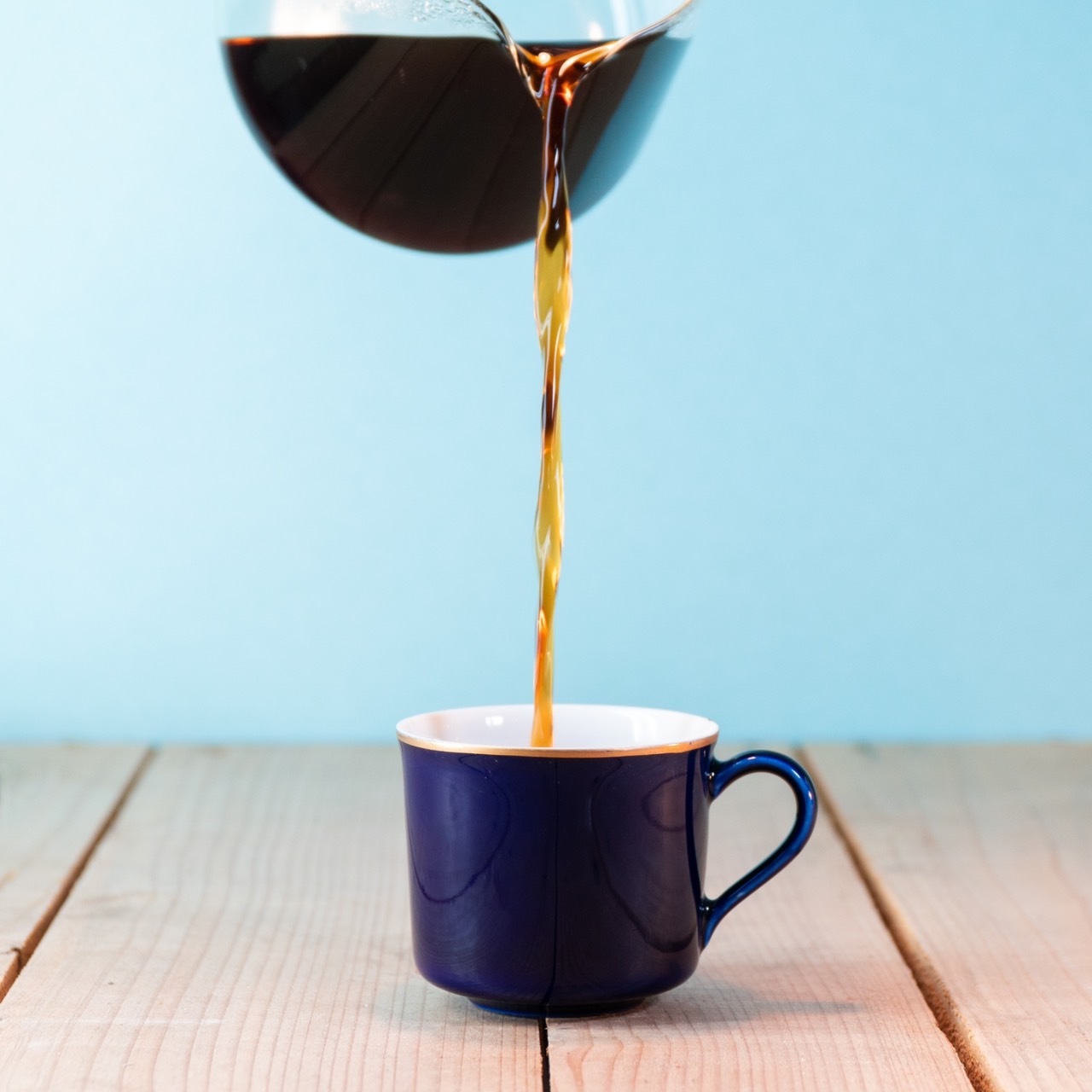 Let's create a new destination together: a look at real community building / Going behind the scenes at a café featured in the media