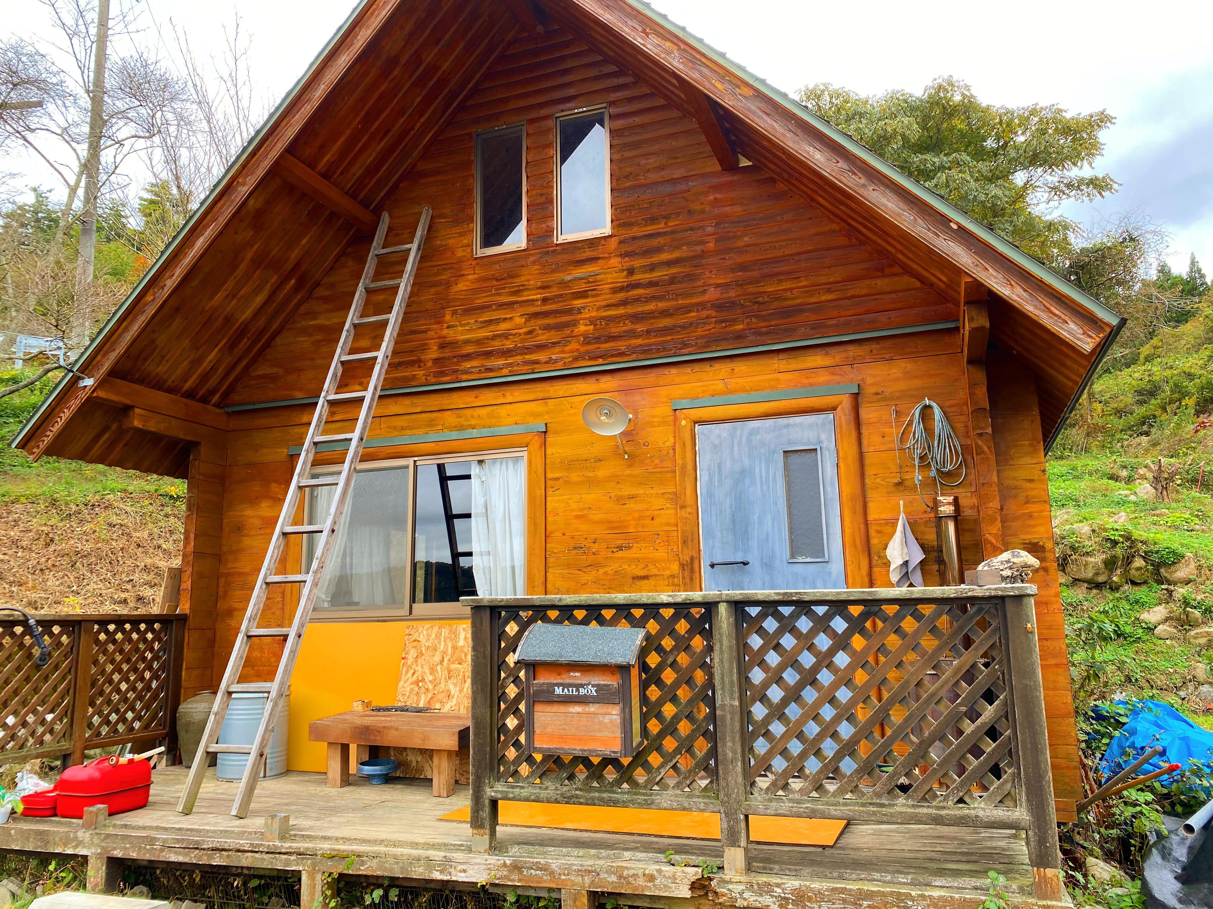 Connecting with and blending into nature: discovering how things connect in a hidden corner of Okayama / A cottage stay with the warmth of family time