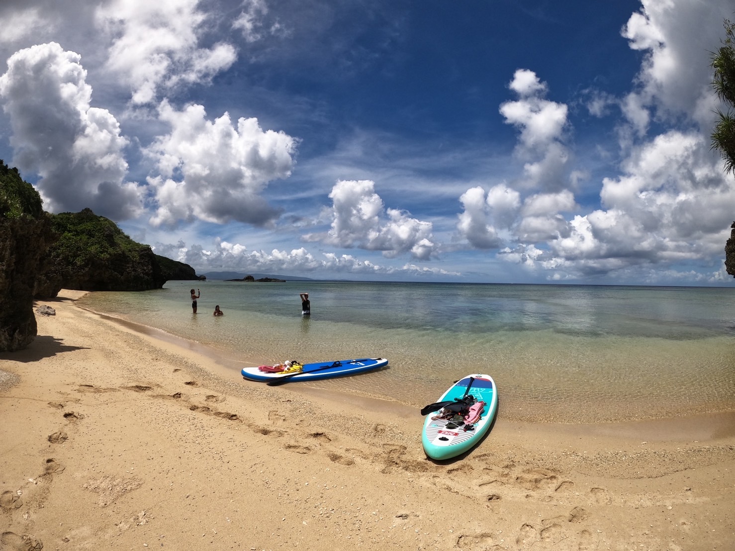 SUP at a hidden spot on Ishigaki