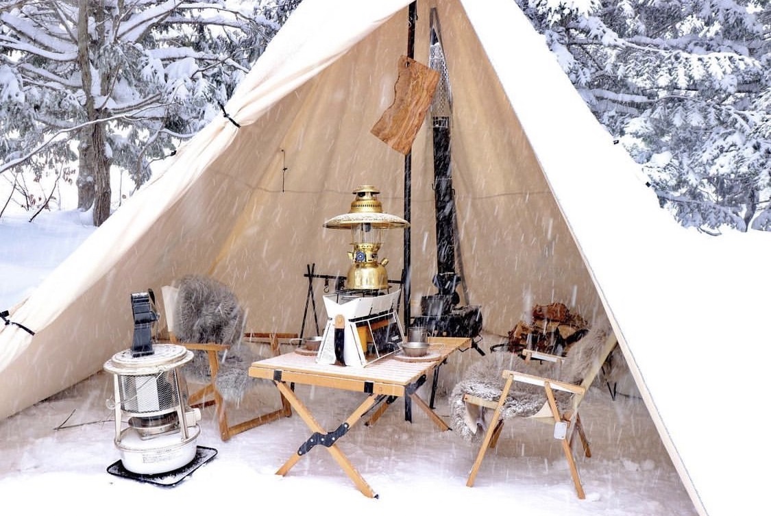【北海道・札幌】
ぜいたく・まんぷく・ぽかぽか。
ワイナリーで極上デトックスキャンプ⛺ / 【焚き火・地ワイン・キャンプ飯】
極上のデトックス体験。
ほろ酔い気分で、日常を忘れる時間🌿