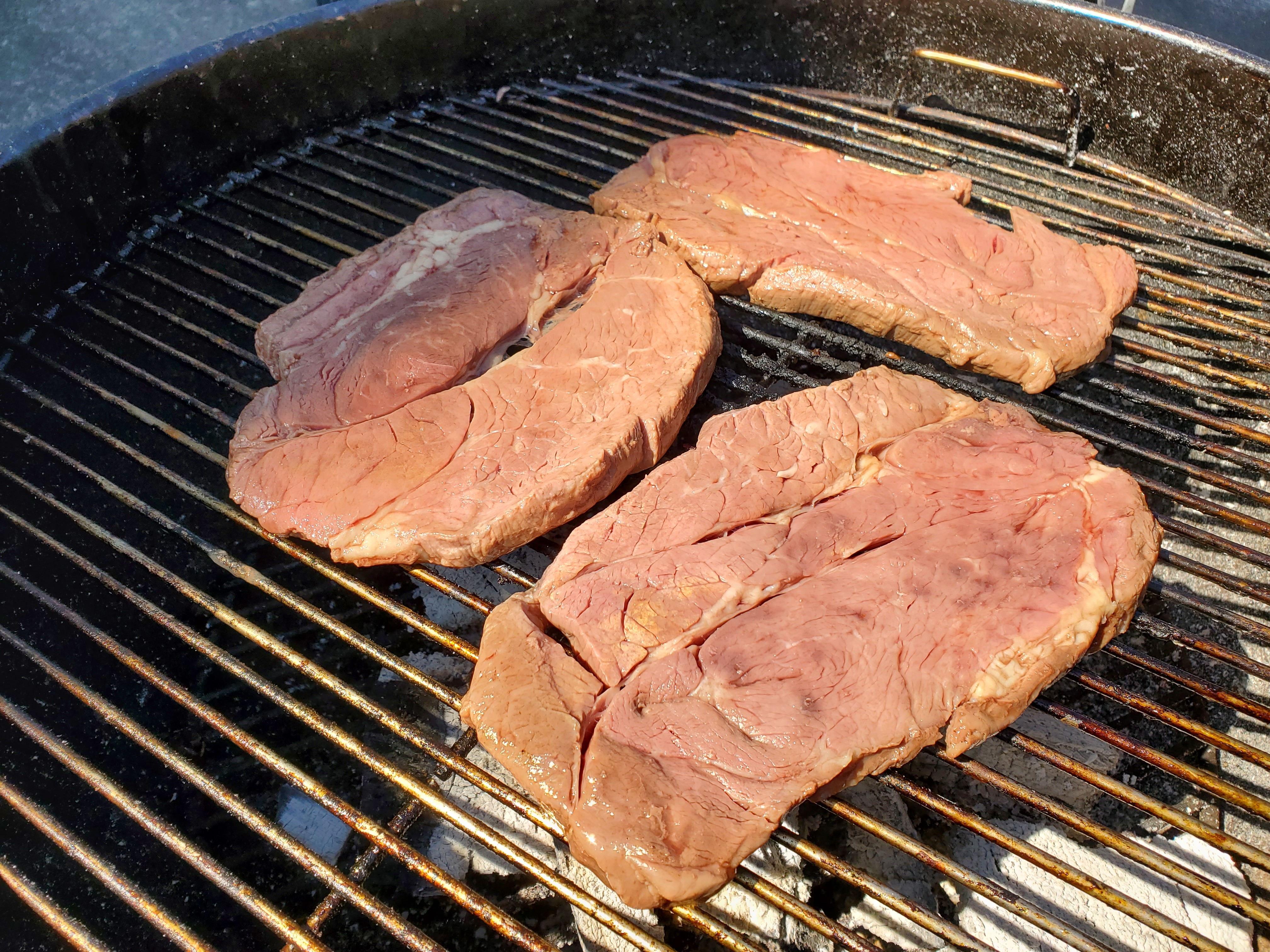 大自然に囲まれた大人の遊び場で時間を忘れて遊ぼう！ / BBQ＆焚火で語ろう！