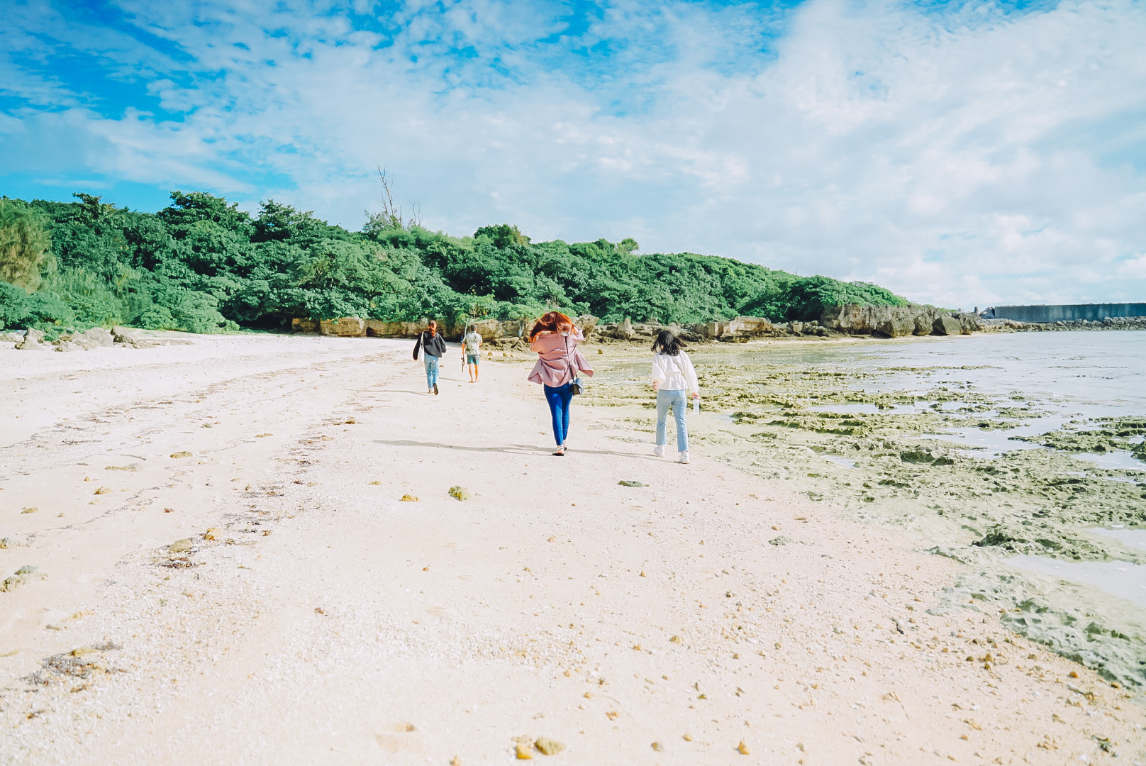 【中部】津堅島の民宿に泊まろう！
＜釣り・BBQ食材付き🍖＞ / よんなーよんなー島散歩🚶‍♀