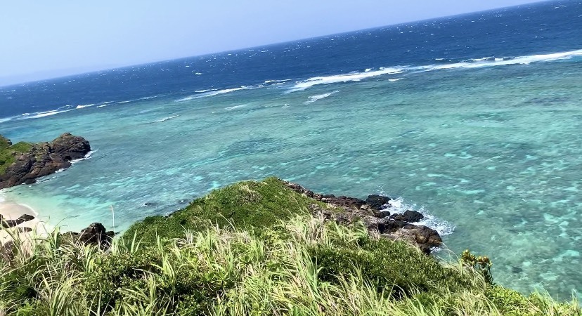 【石垣島】まるで自然の水族館！？
水中の絶景を楽しもう
＜グラスボート代込み＞ / 地元の人しか知らない「マル秘スポット」