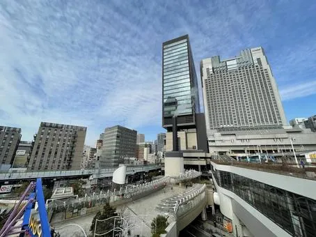 なんばパークス