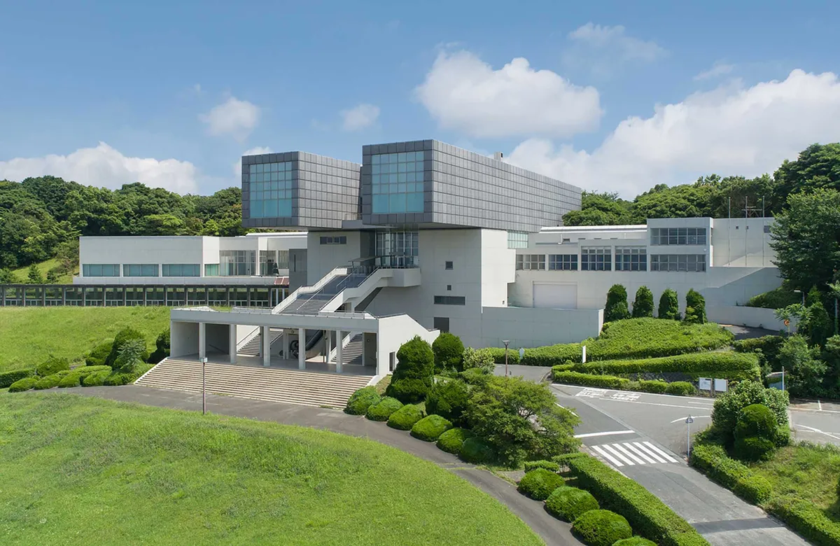 北九州市立美術館