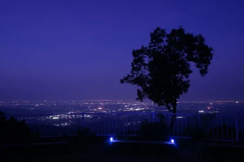 皇鈴山